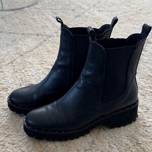 Freda Salvador Brooke Rain Resistant boots, - Black sz 5.5